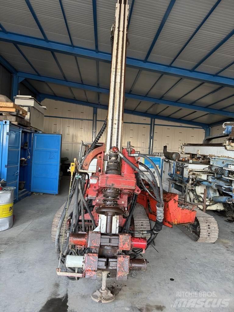 Soilmec SM305 مثاقيب ثقيلة