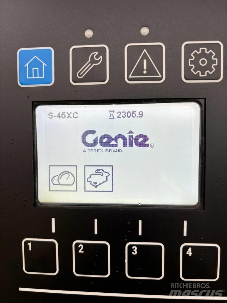 Genie S45XC رافعات سلة تلسكوبية