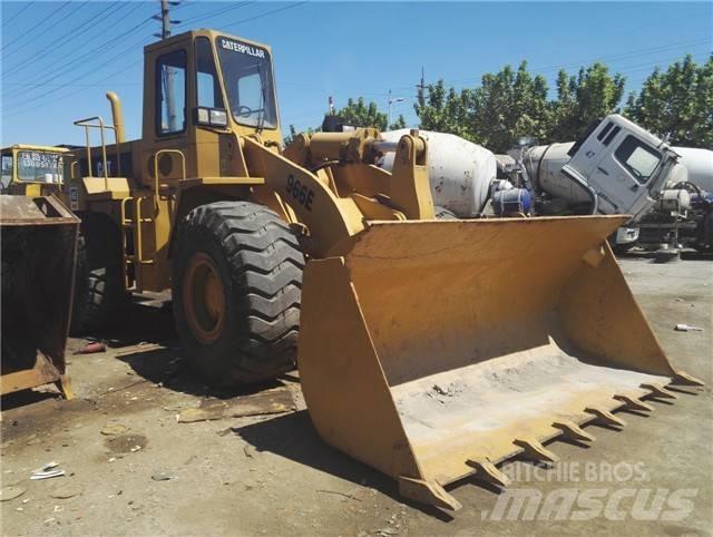 CAT 966 E لوادر بعجل