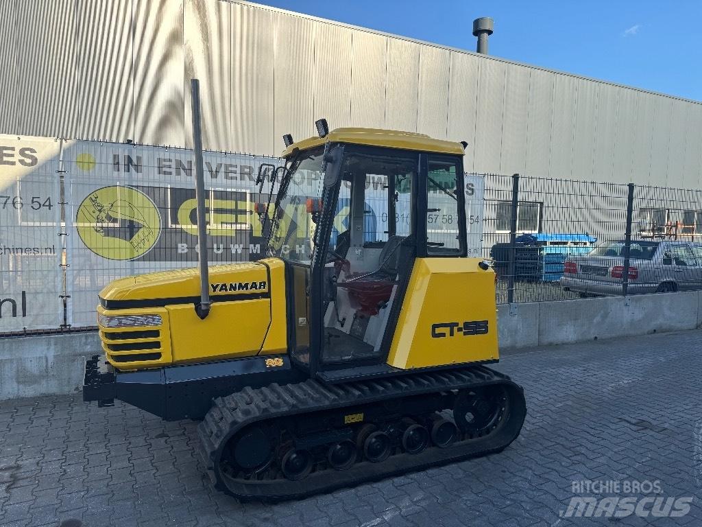 Yanmar CT 55 الجرارات