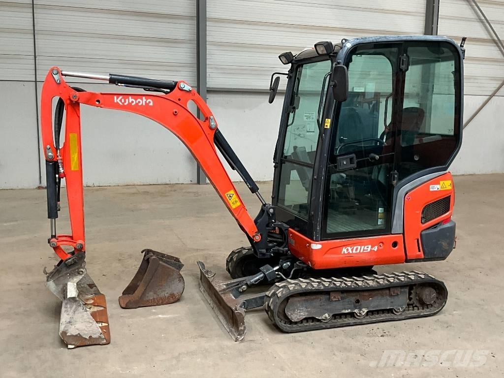 Kubota KX 019-4 حفارات صغيرة أقل من 7 طن (حفارات صغيرة)