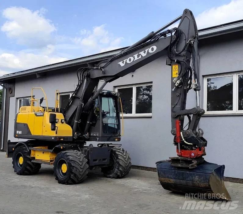 Volvo EW 160 D حفارات بعجل