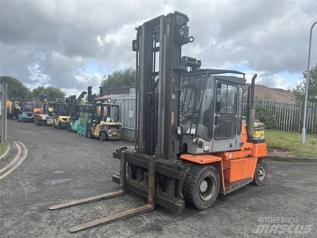 Kalmar DCD70-6 شاحنات الديزل
