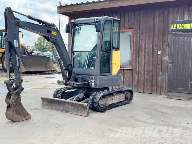 Volvo ECR 25 D حفارات صغيرة أقل من 7 طن (حفارات صغيرة)