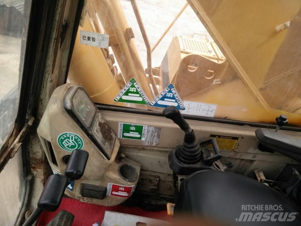 CAT 330 B حفارات زحافة