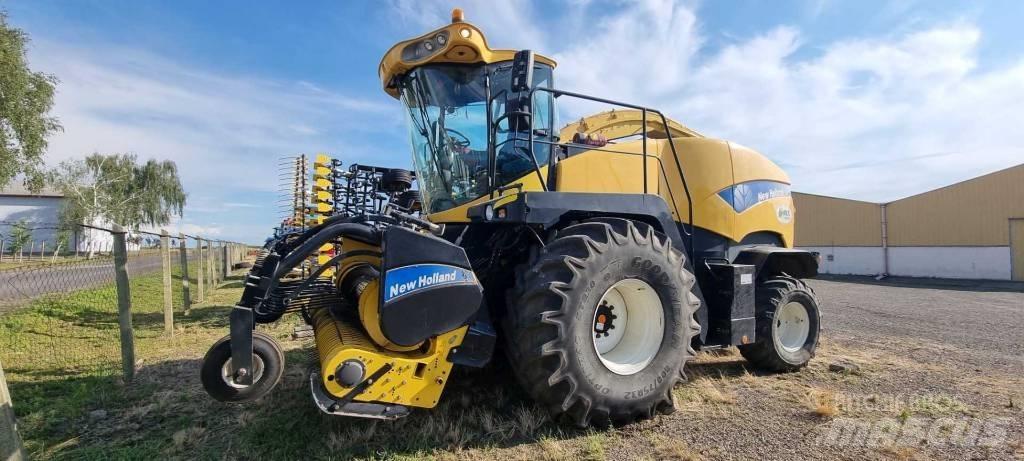 New Holland FR 9050 علافات ذاتية الدفع