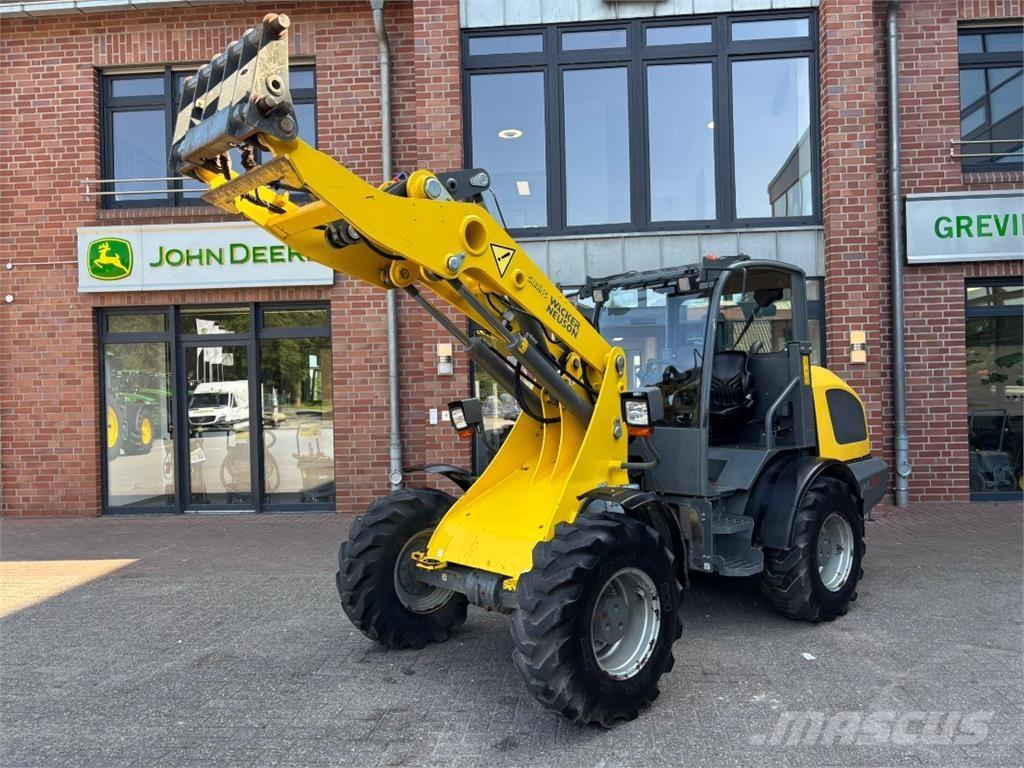 Wacker WL 54 لوادر بعجل
