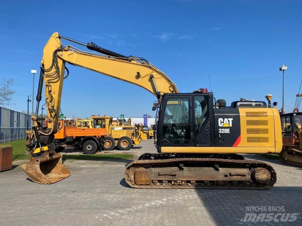 CAT 320 EL NVT حفارات زحافة