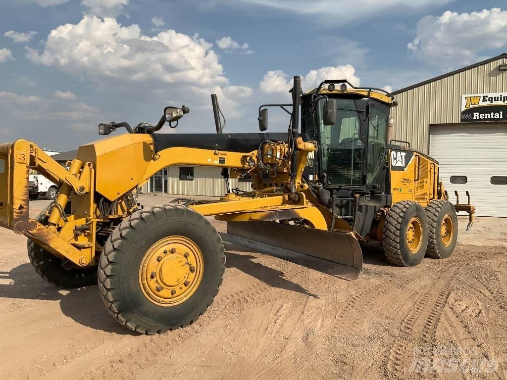 CAT 140 M AWD معدات تمهيد الطرق