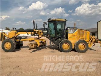 CAT 140 M AWD معدات تمهيد الطرق