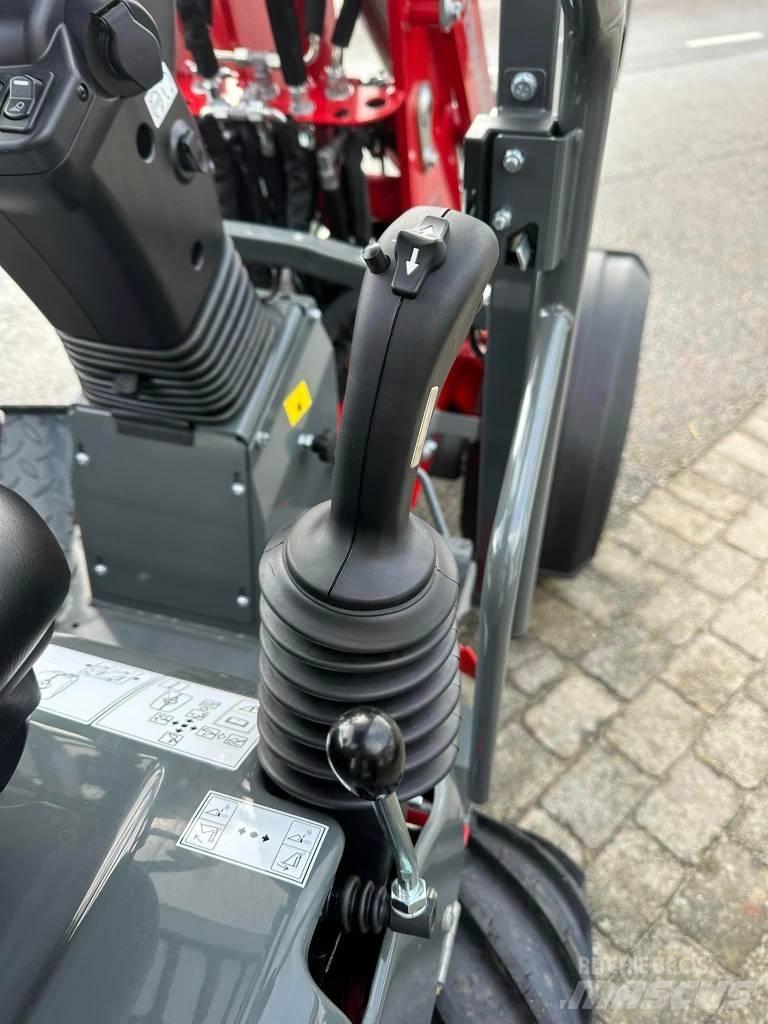 Weidemann 1140 لوادر متعددة الأغراض
