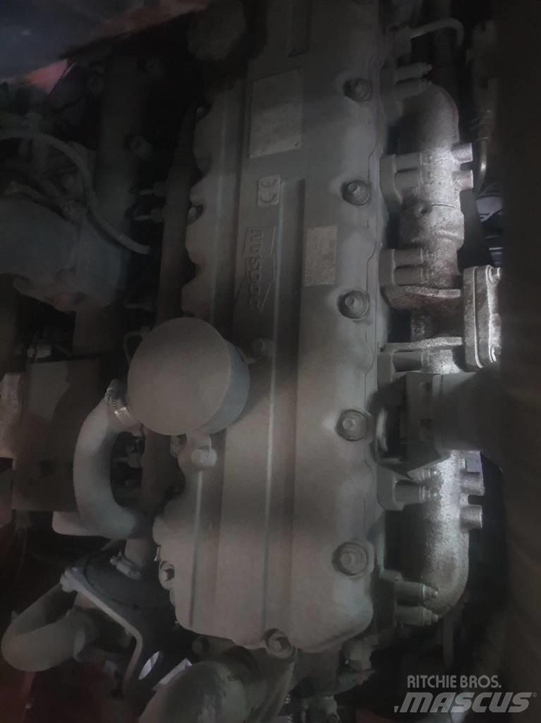 Doosan D 160 S-5 شاحنات الديزل