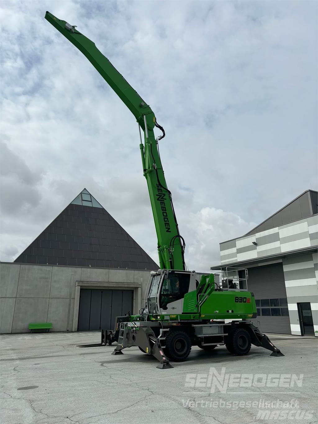 Sennebogen 830 M مناولات المخلفات / مناولات صناعية