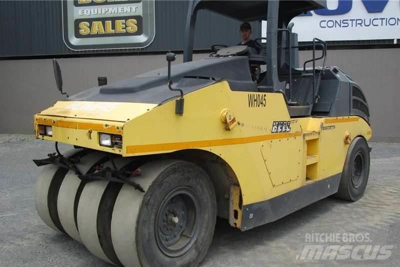 Bomag BW27RH مداحل مزدوجة