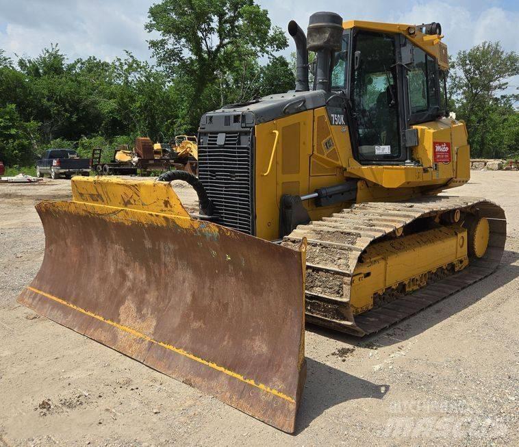 John Deere 750 KLGP بلدوزرات مجنزرة