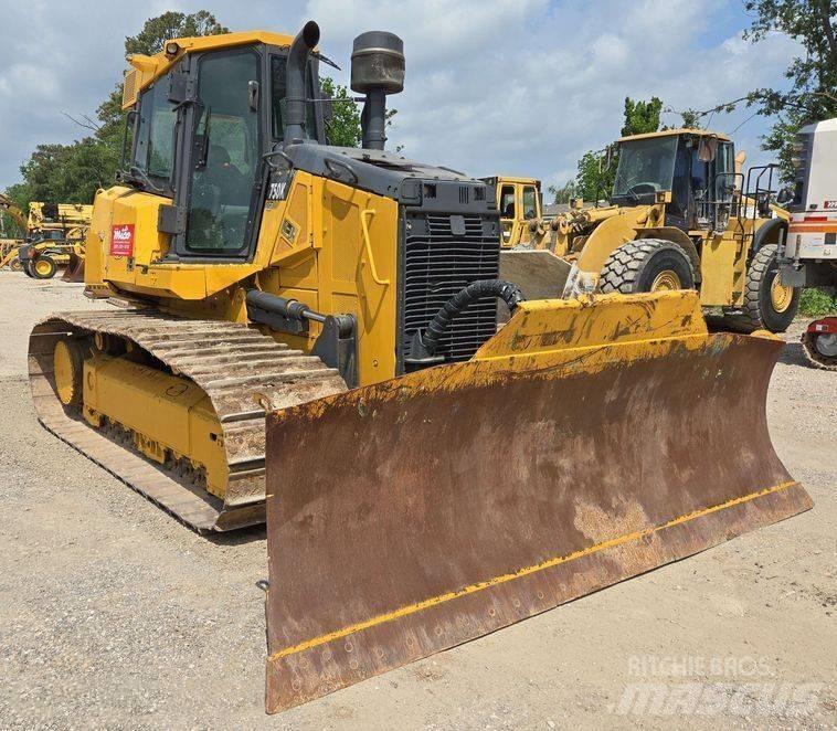 John Deere 750 KLGP بلدوزرات مجنزرة