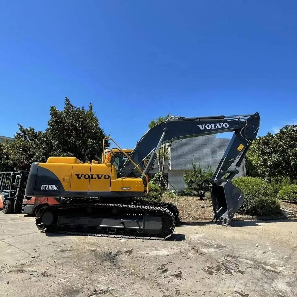 Volvo EC210B حفارات زحافة