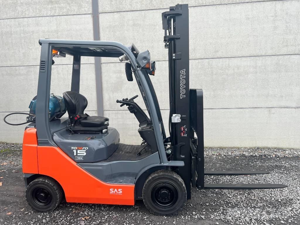 Toyota 02-8FGF15 شاحنات LPG