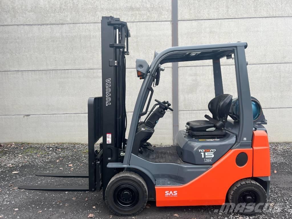 Toyota 02-8FGF15 شاحنات LPG