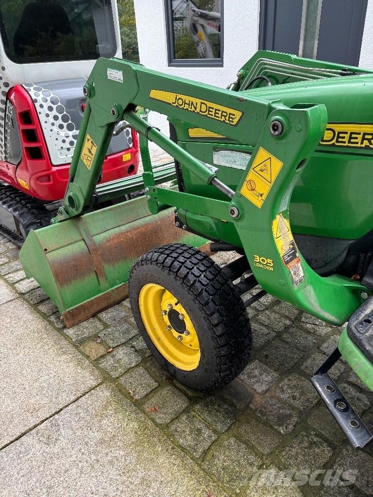 John Deere 3036 E جرارات مدمجة