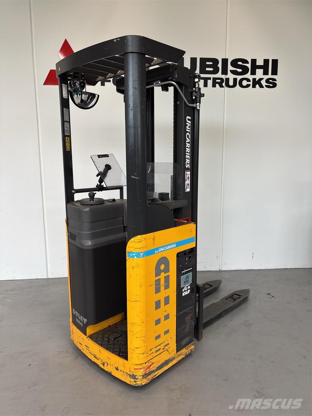 Atlet A160 شاحنات مناولة ذاتية الدفع