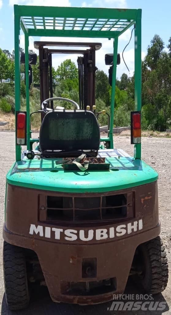 Mitsubishi FG25 شاحنات LPG