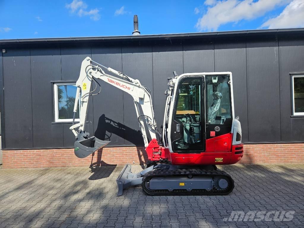 Takeuchi TB 230 حفارات صغيرة أقل من 7 طن (حفارات صغيرة)