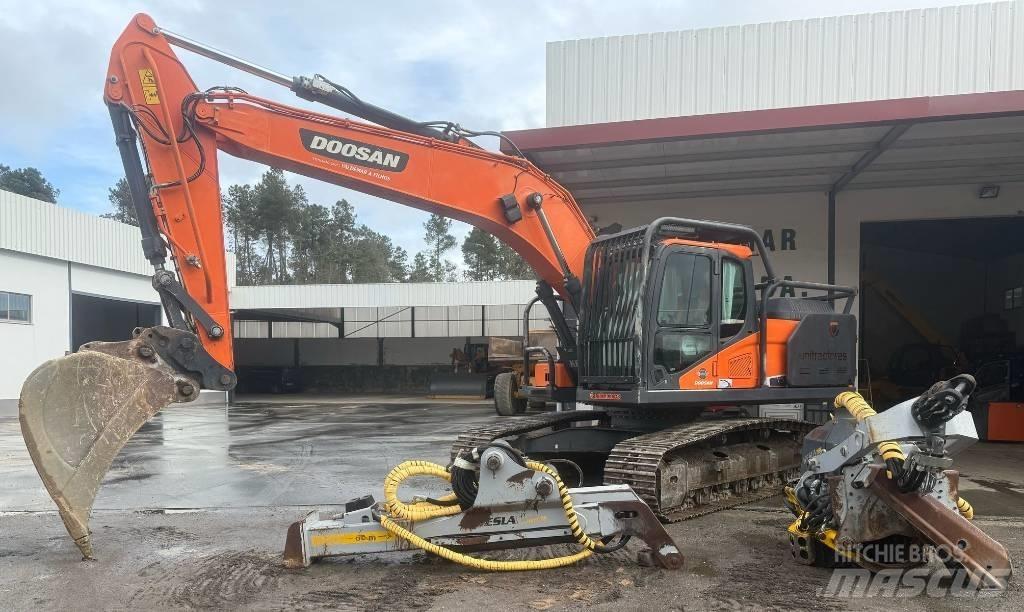 Doosan DX 235 LC حصادات