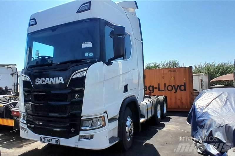 Scania R560 شاحنات أخرى