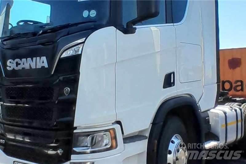 Scania R560 شاحنات أخرى