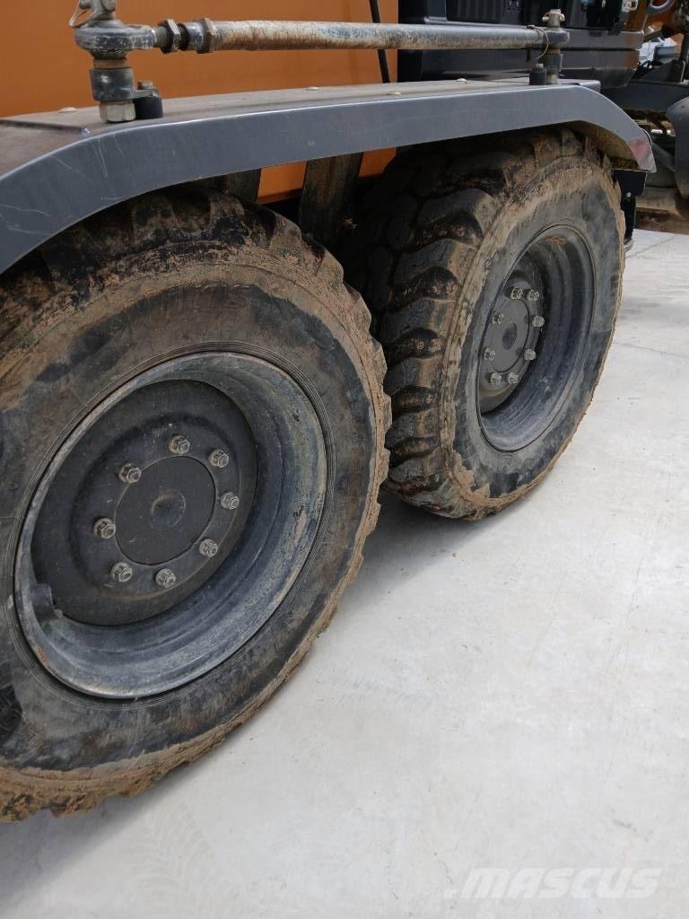 CASE 836 C AWD معدات تمهيد الطرق