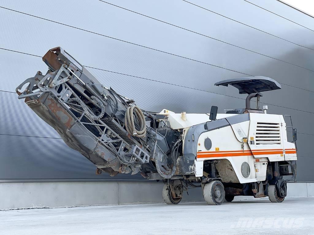 Wirtgen W 100 F ماكينات الكشط البارد للأسفلت