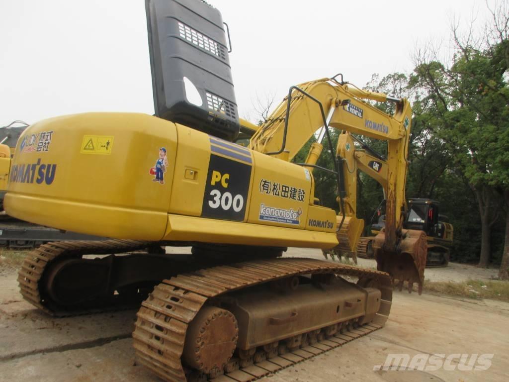 Komatsu PC 300 حفارات زحافة