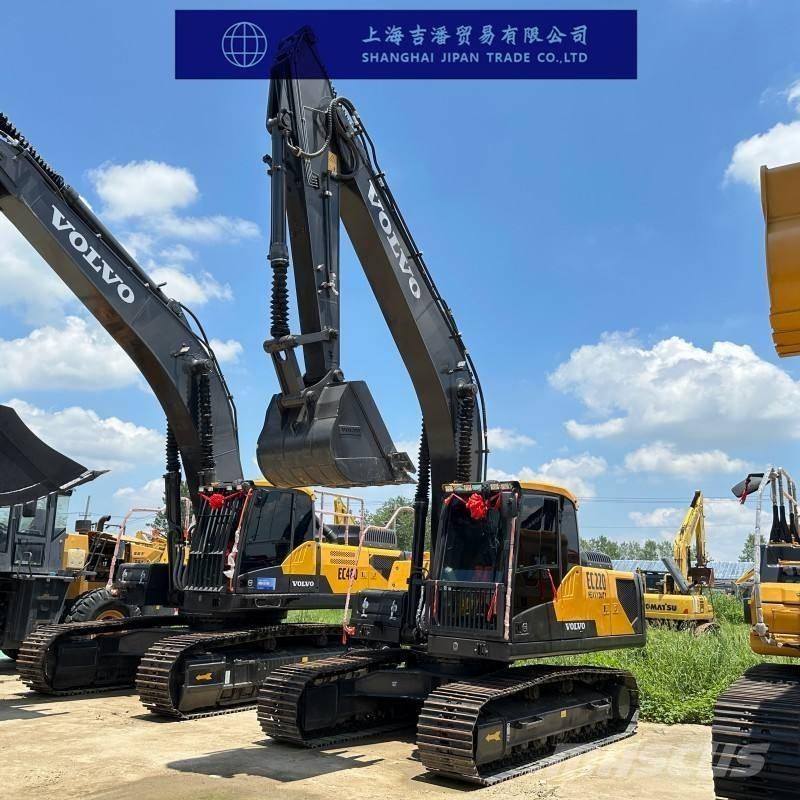 Volvo EC 220 حفارات زحافة