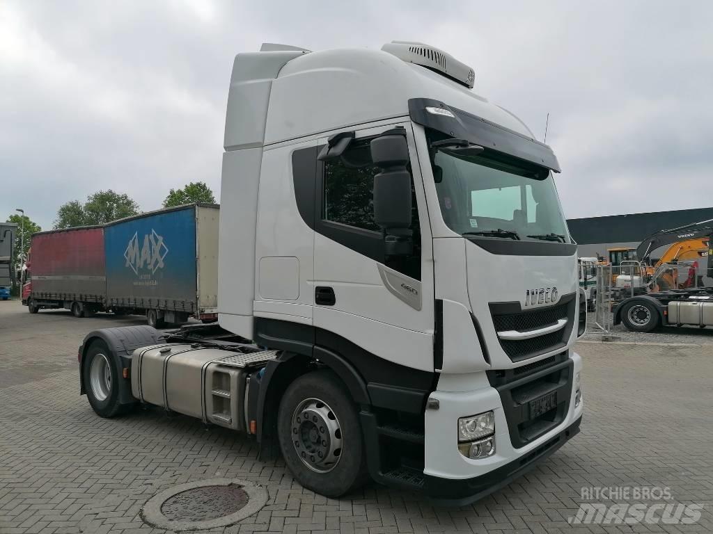 Iveco AS 440 ST/P وحدات الجر