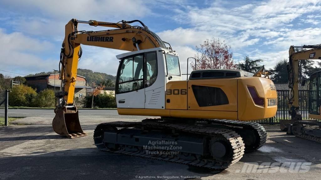 Liebherr R 906 حفارات زحافة