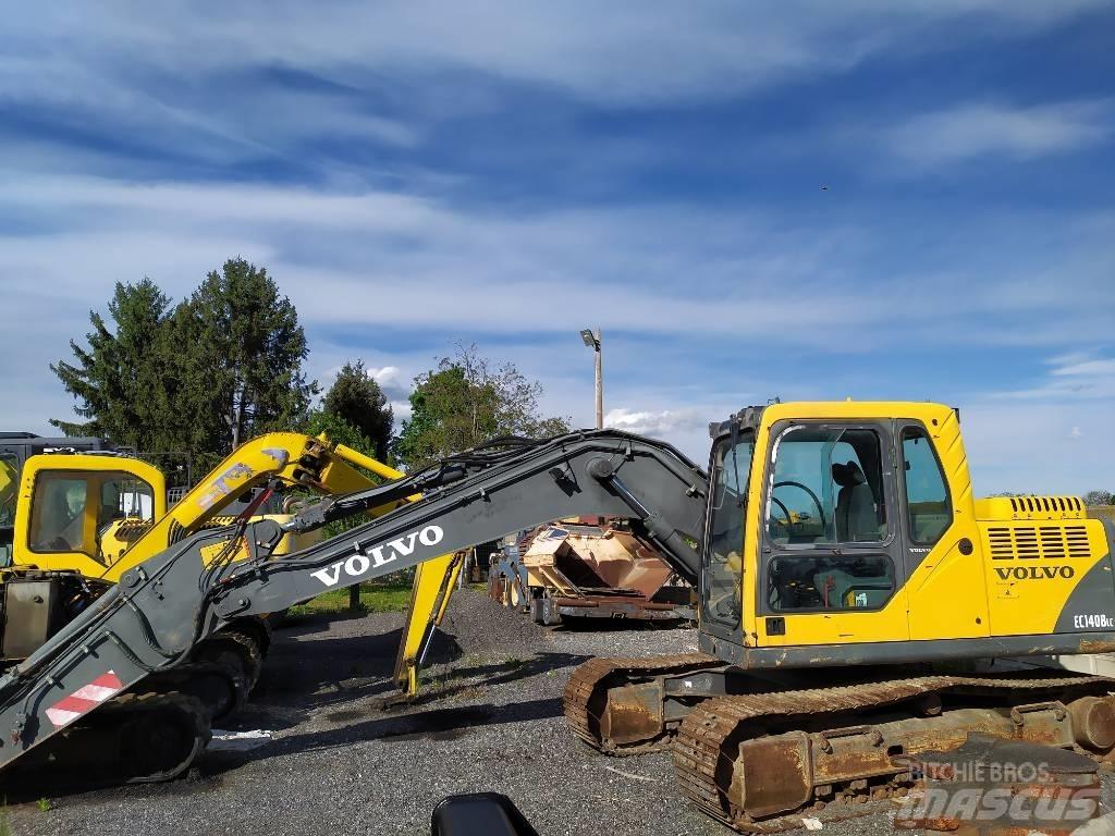 Volvo EC 140 B LC حفارات زحافة