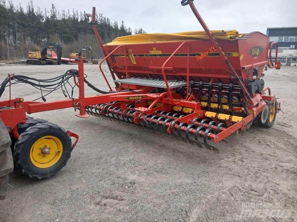 Väderstad Rapid400C مثاقيب