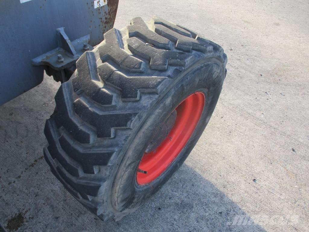 SkyJack SJ 51 AJ (725) رافعات ذراع ذاتية الحركة مدمجة