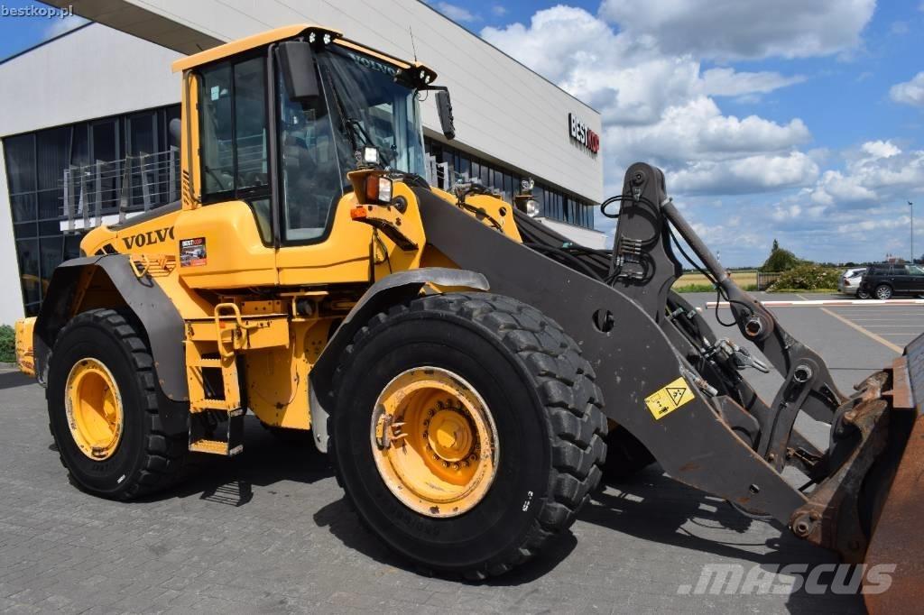 Volvo L 90 F لوادر بعجل