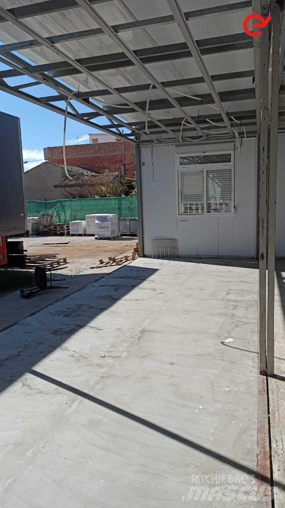  Contenedor para casa ثكنات البناء