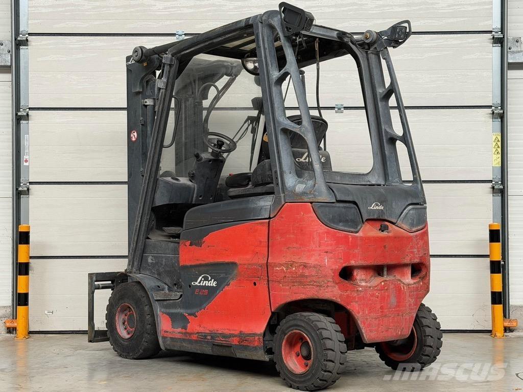 Linde E25H-01/600 شاحنات ذات رافعات شوكية تعمل بالكهرباء