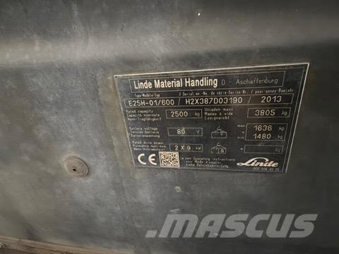 Linde E25H-01/600 شاحنات ذات رافعات شوكية تعمل بالكهرباء