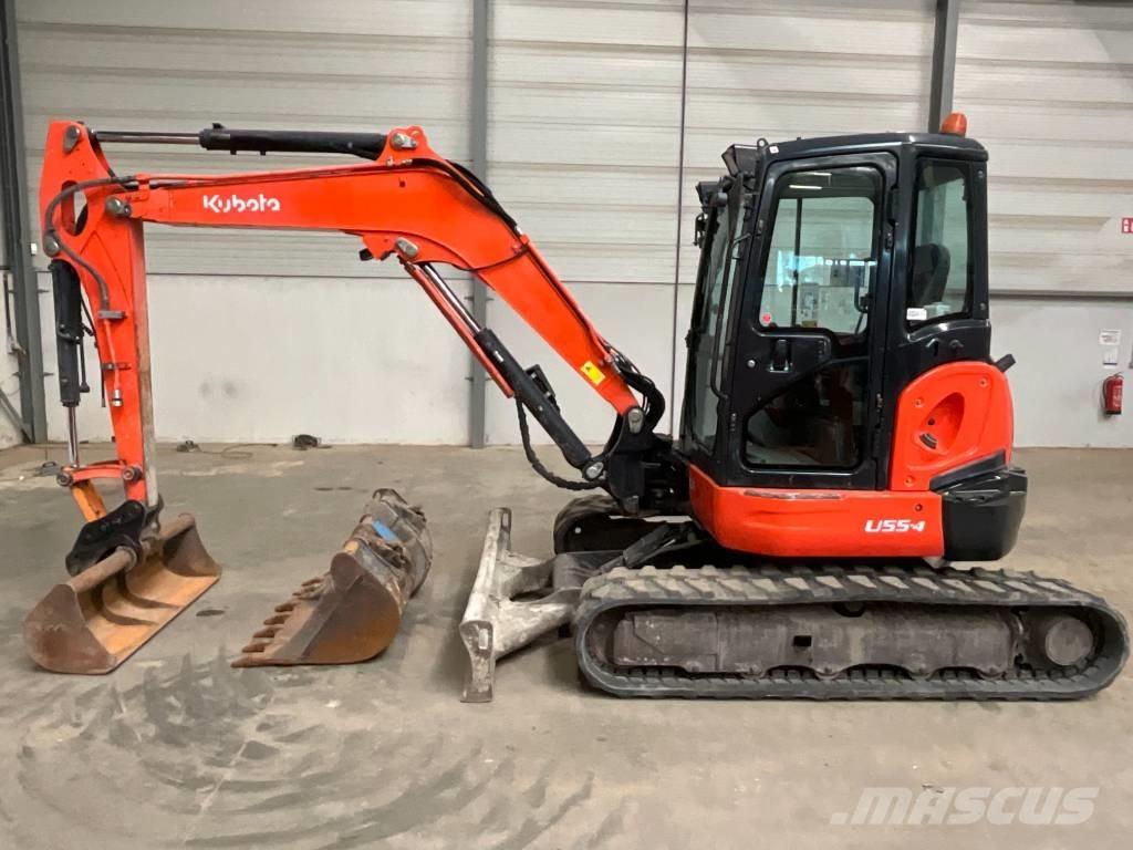 Kubota U 55-4 حفارات صغيرة أقل من 7 طن (حفارات صغيرة)