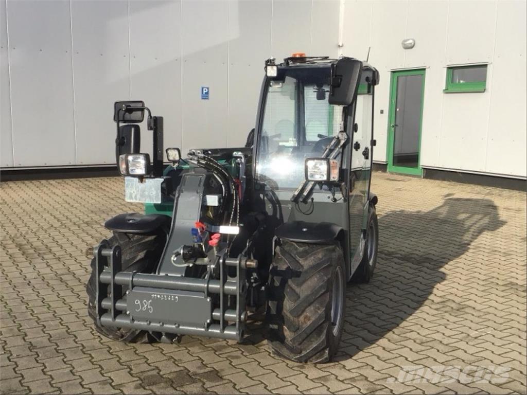 Kramer KT144 معدات مناولة لأغراض الزراعة