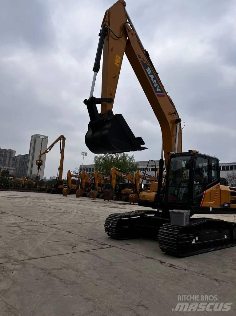 Sany SY 205 H حفارات زحافة