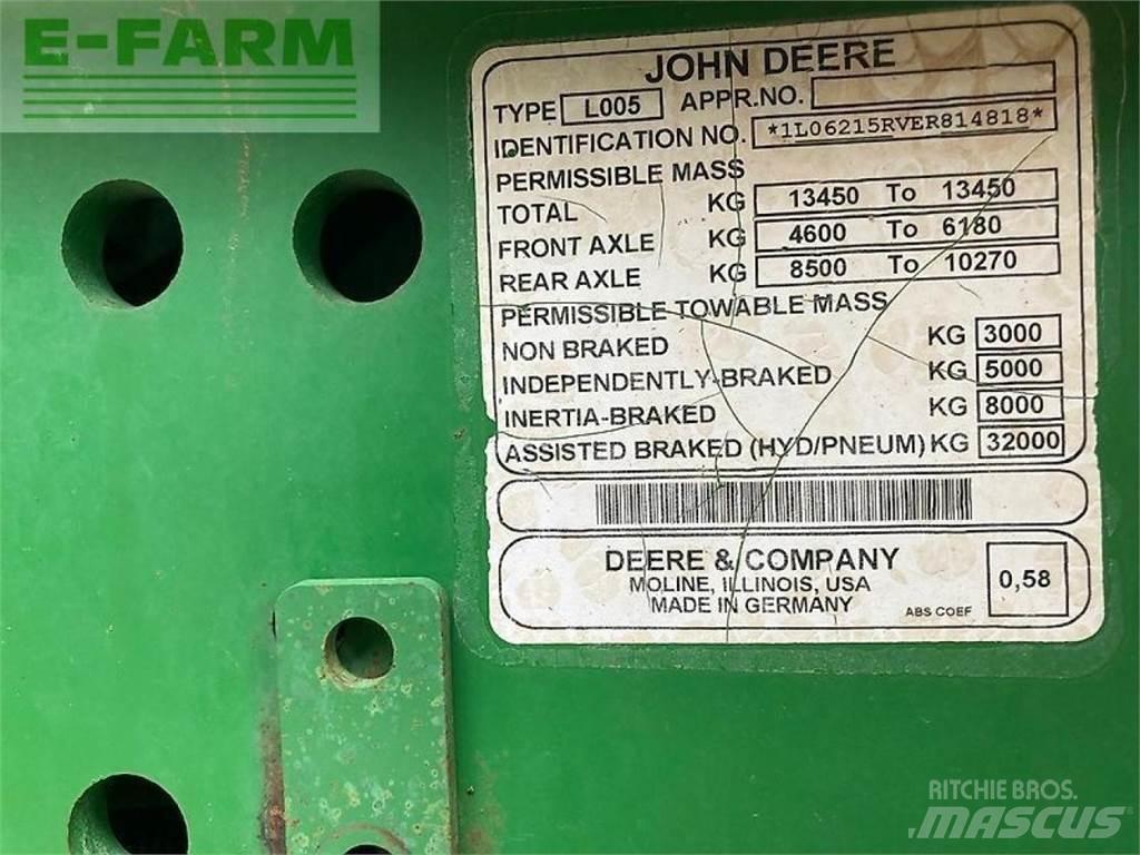 John Deere 6215r الجرارات