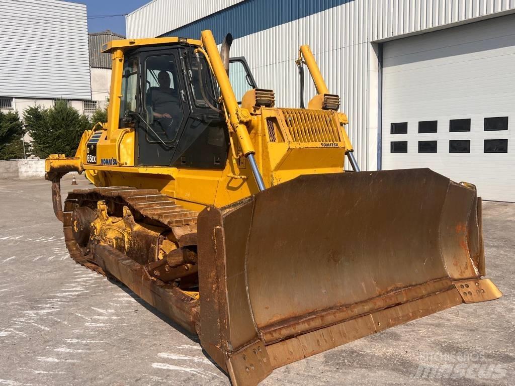 Komatsu D 65 EX-12 بلدوزرات مجنزرة