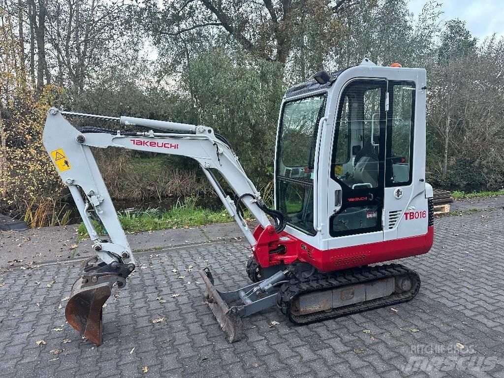 Takeuchi TB 016 حفارات صغيرة أقل من 7 طن (حفارات صغيرة)