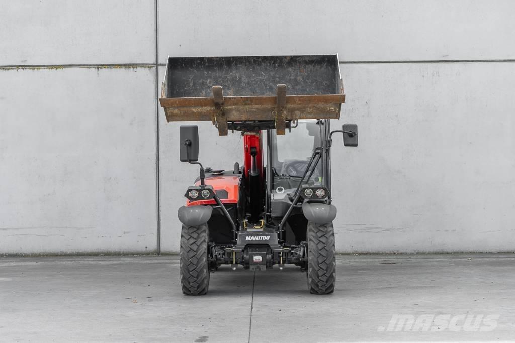 Manitou ULM 412 H معدات مناولة لأغراض الزراعة